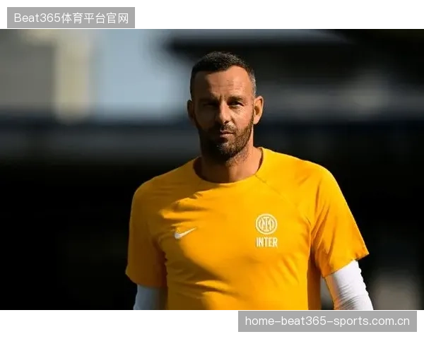 国际米兰—阿斯拉尼抢断后打一条龙推进，惊艳全场